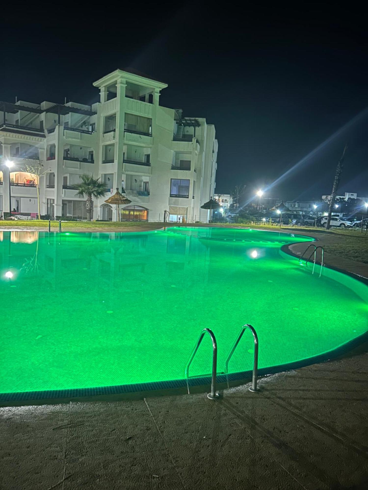 Appartement Pied Dans L Eau A Residence Beralmar Asilah Exterior photo